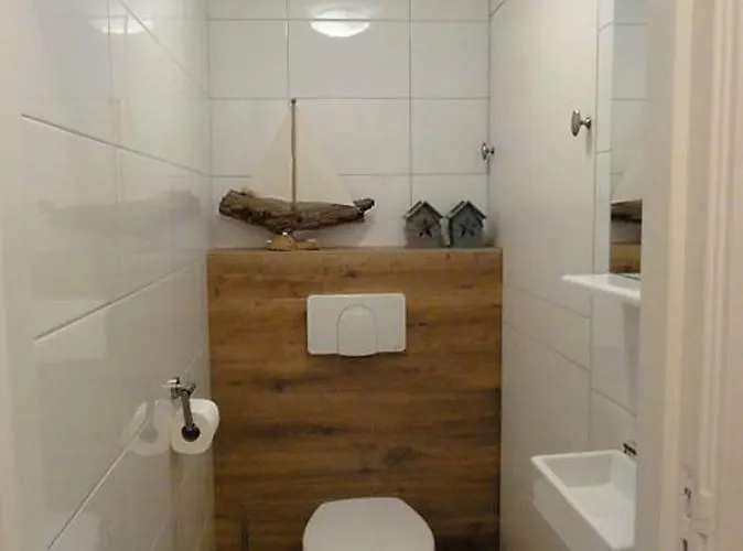 Benny's House 1 * 赞德沃特